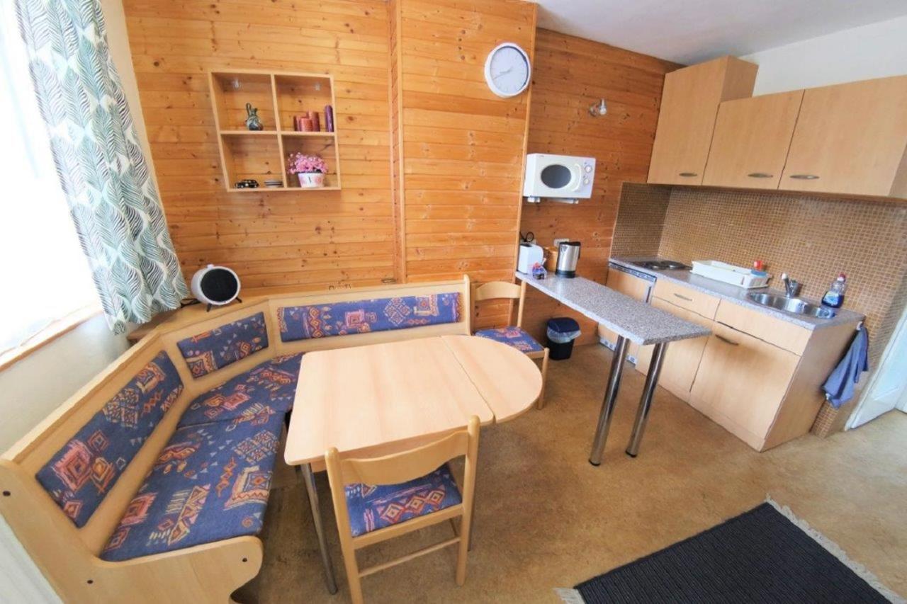 Haus Tapestry Hotel Noetsch Luaran gambar